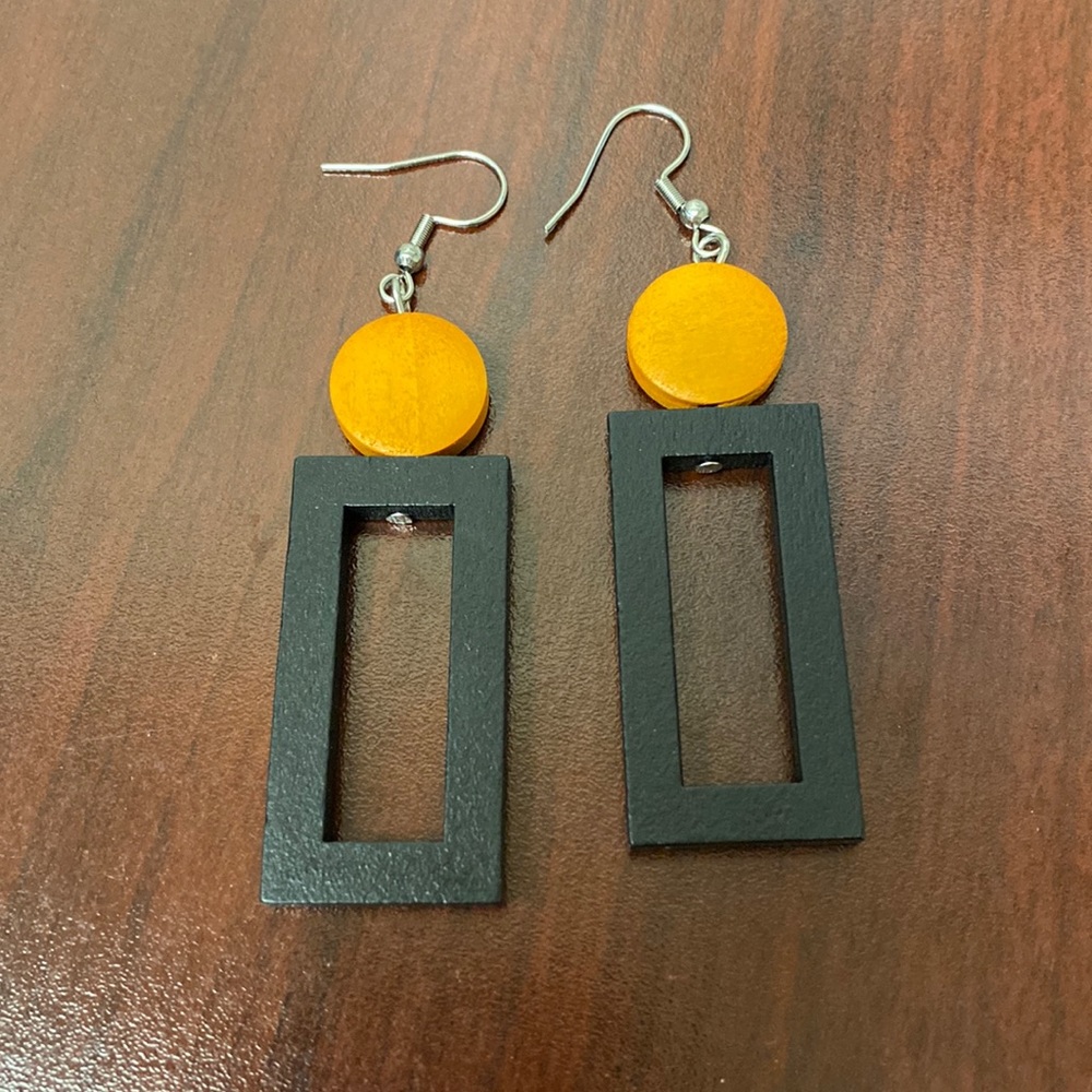NWOT Earrings